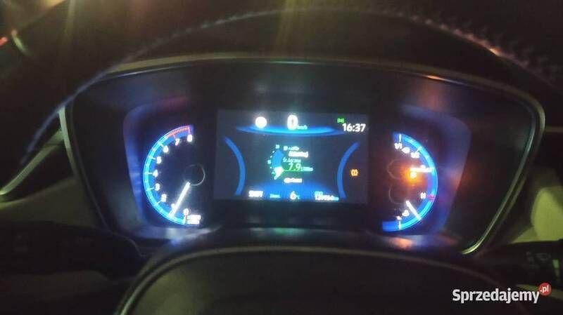 Używany Toyota Corolla 132 KM (97 kW) 2019 Szary Sedan/Limuzyna