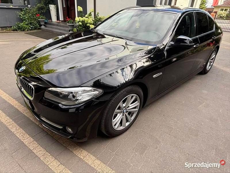 Czarny Używany 2015 BMW 520 Sedan/Limuzyna | 55 000 zł (Super Cena) - Obraz 1/4