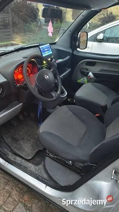 Używany 2008 Fiat Doblò Minivan | 8500 zł (Super Cena) - Obraz 1/3