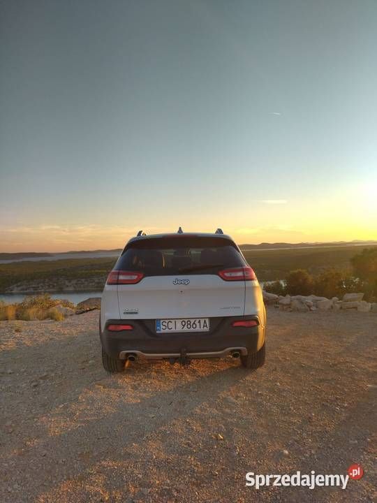 Biały Używany 2014 Jeep Cherokee SUV | 63 900 zł (Drogi) - Obraz 1/4