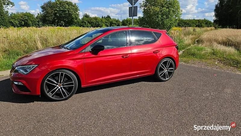 Czerwony Używany 2019 Seat Leon CUPRA Hatchback | 86 900 zł (Uczciwa cena) - Obraz 1/4