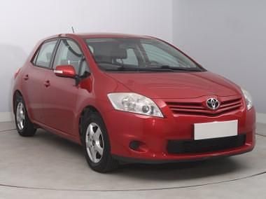 Czerwony Używany 2013 Toyota Auris Hatchback | 28 999 zł (Uczciwa cena) - Obraz 1/4