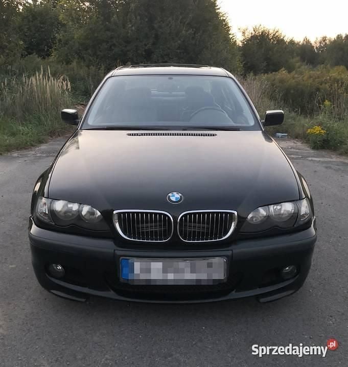Używany BMW 318 2002 Czarny Sedan/Limuzyna