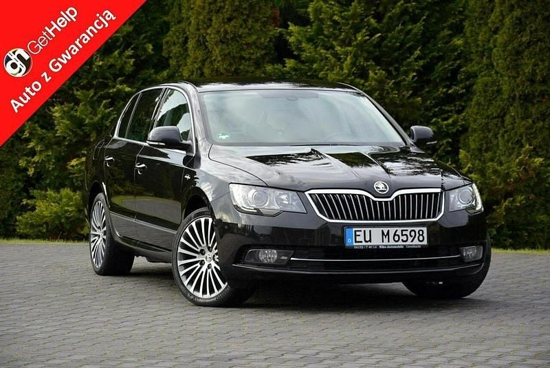Czarny Używany 2014 Skoda Superb LAURIN & KLEMENT Sedan/Limuzyna | 44 900 zł (Super Cena) - Obraz 1/4