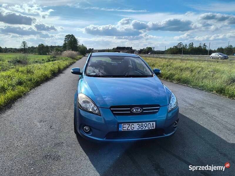 Niebieski Używany 2010 Kia ProCeed Hatchback | 15 999 zł - Obraz 1/4