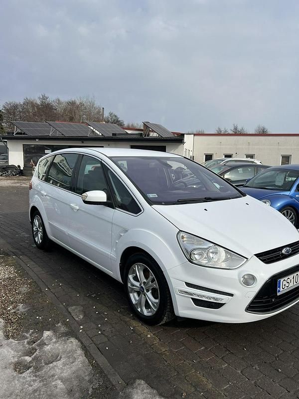 Używany Ford S-MAX S 140 KM (102 kW) 2010 Biały Minivan