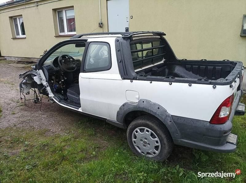 Używany Fiat Strada 2015 Pickup