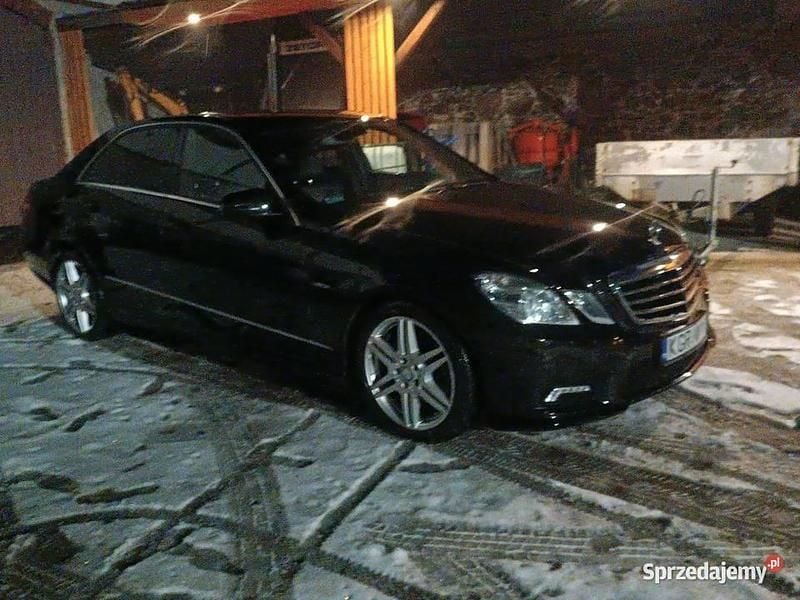 Używany Mercedes E350 AMG line 2010 Czarny Sedan/Limuzyna