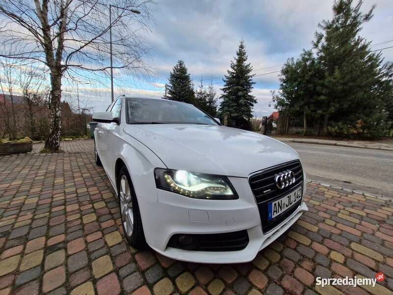 Używany 2010 Audi A4 Comfort | 44 000 zł (Uczciwa cena) - Obraz 1/4