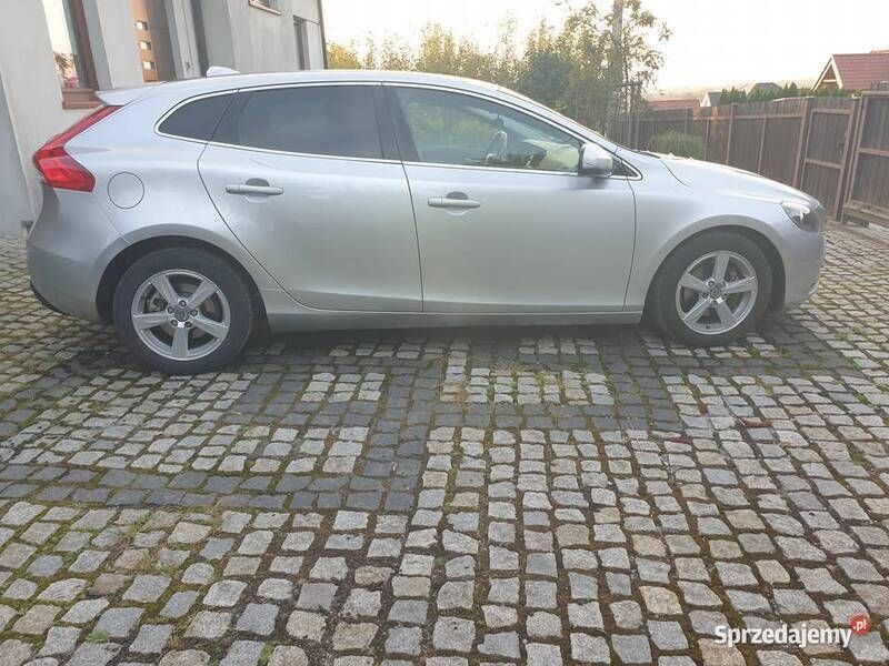 Używany Volvo V40 Momentum 2014 Kombi