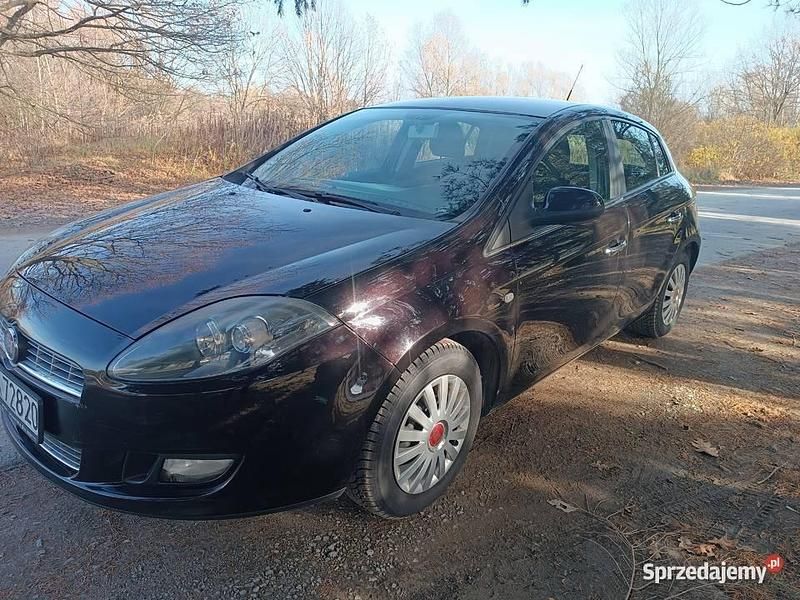 Czarny Używany 2012 Fiat Bravo Hatchback | 16 500 zł (Uczciwa cena) - Obraz 1/4