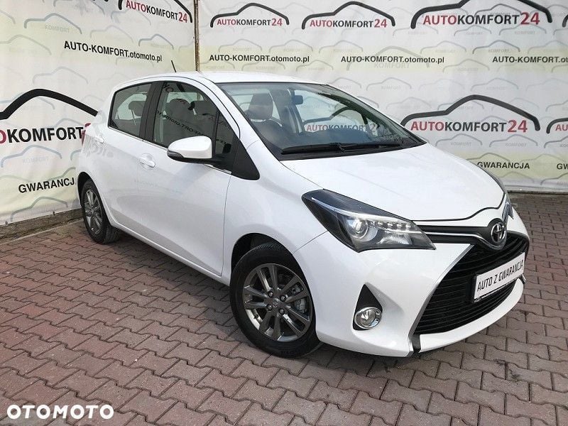 🚗 Toyota Yaris 1.0 Benzyna 80 KM (2016) w Gniezno