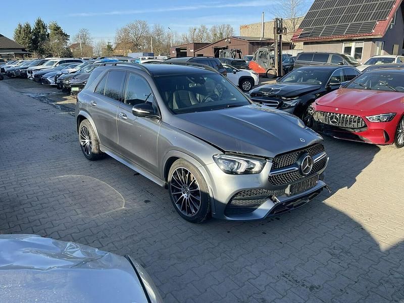 Używany Mercedes GLE400 AMG line 330 KM (242 kW) 2023 Czarny SUV