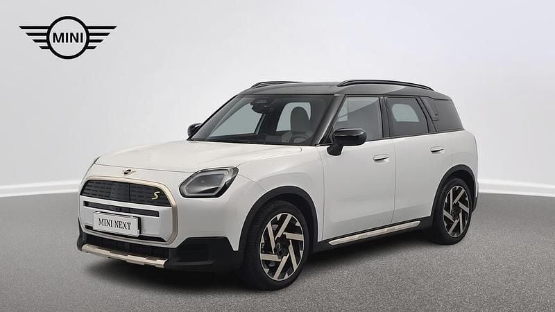 Używany Mini Countryman 225 kW (306 KM) 2025 Nanuq white metalizowany SUV