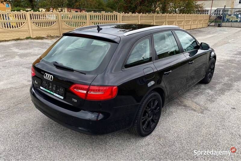Czarny Używany 2017 Audi A4 Kombi | 39 900 zł (Super Cena) - Obraz 1/4