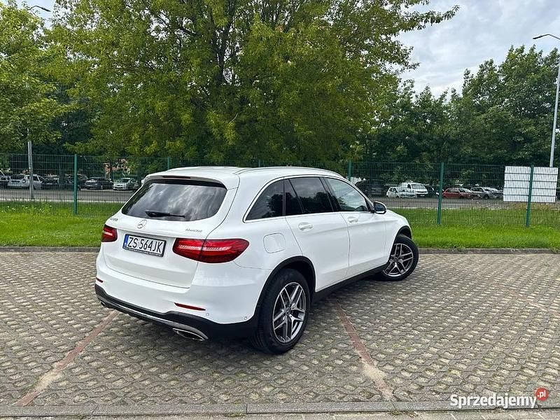 Używany Mercedes GLC250 211 KM (155 kW) 2018