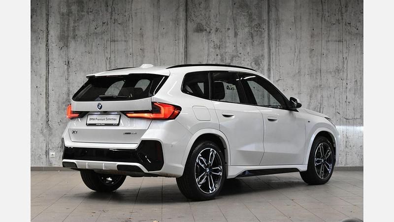 Używany BMW X1 Comfort Edition 204 KM (150 kW) 2025 Biel mineralna metalizowany SUV