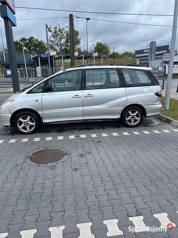 Srebrny Używany 2000 Toyota Previa Minivan | 6500 zł - Obraz 1/4