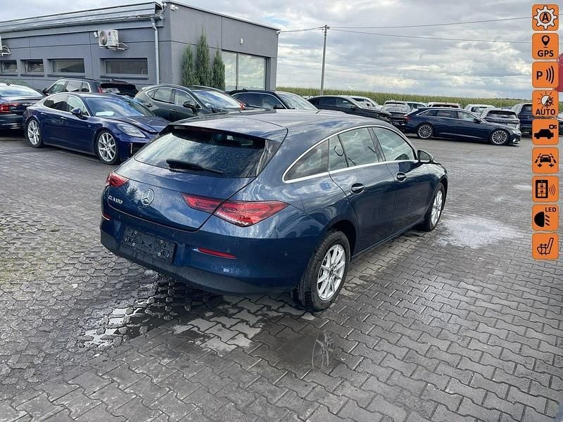 Niebieski ciemny (metalik) Używany 2021 Mercedes CLA180 Sedan/Limuzyna | 54 900 zł - Obraz 1/4