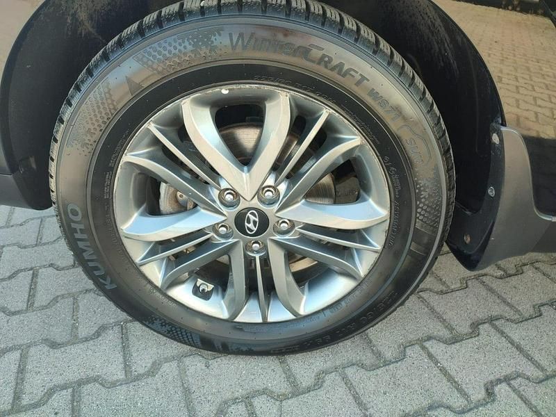 Używany Hyundai ix35 135 KM (99 kW) 2014 Czarny (metalik) SUV