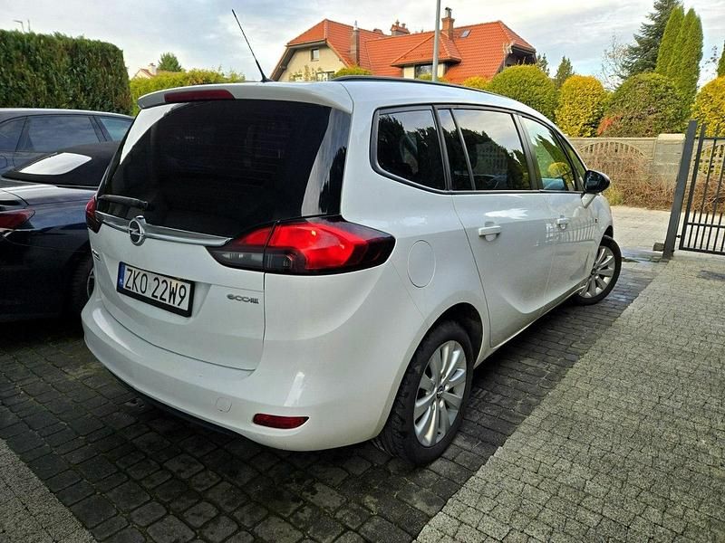 Używany Opel Zafira 136 KM (100 kW) 2014 Biały Minivan