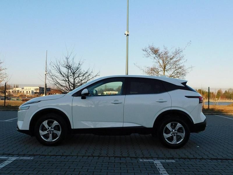 Używany Nissan Qashqai 140 KM (102 kW) 2023 Biały SUV