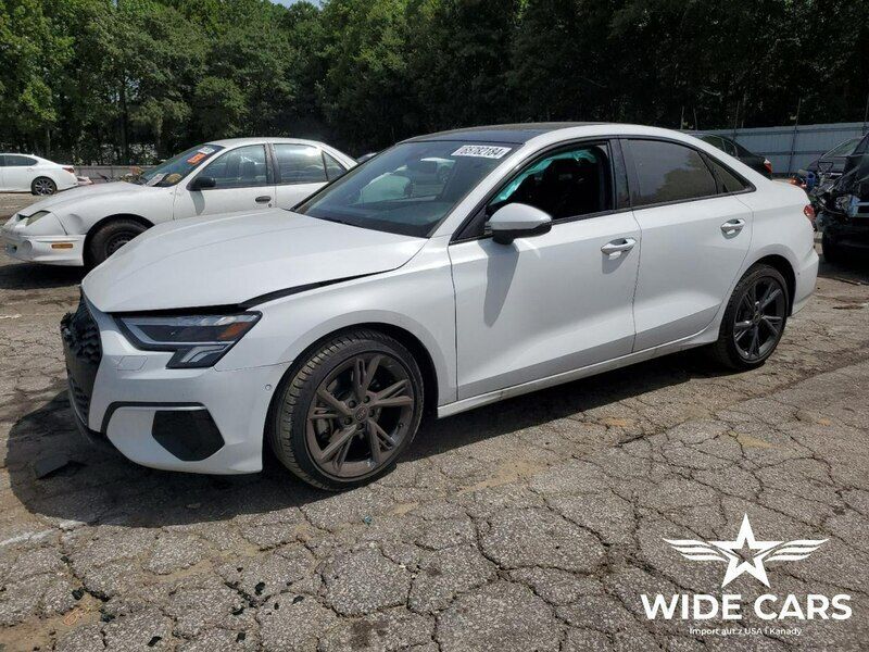 Biały (metalik) Używany 2024 Audi A3 Premium Plus Sedan/Limuzyna | 69 200 zł - Obraz 1/4
