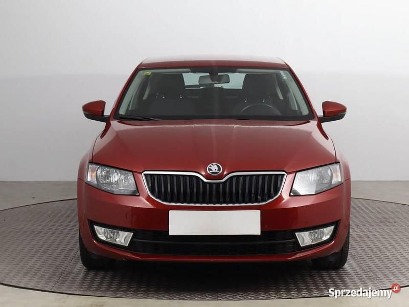Czerwony Używany 2013 Skoda Octavia Hatchback | 39 499 zł (Drogi) - Obraz 1/4
