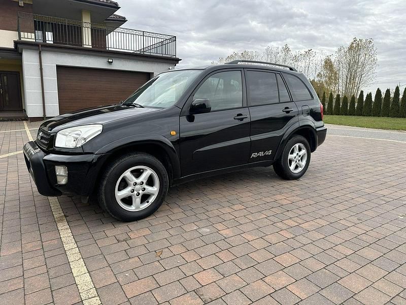 Używany Toyota RAV4 150 KM (110 kW) 2003 Czarny SUV