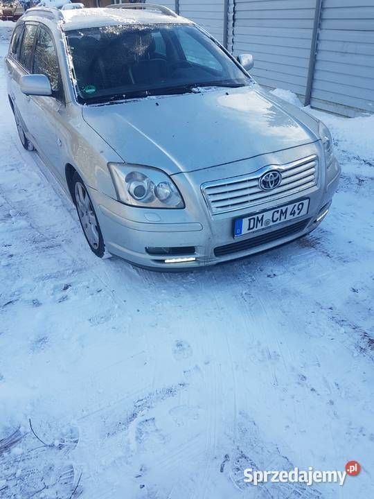 Srebrny Używany 2006 Toyota Avensis Kombi | 12 500 zł (Uczciwa cena) - Obraz 1/4
