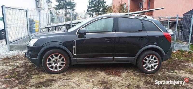 Czarny Używany 2012 Opel Antara SUV | 28 900 zł (Dobra cena) - Obraz 1/4