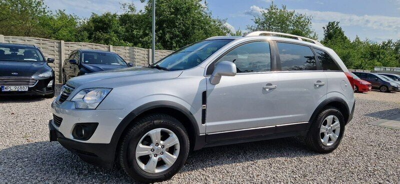 Używany Opel Antara 170 KM (125 kW) 2016 Srebrny SUV