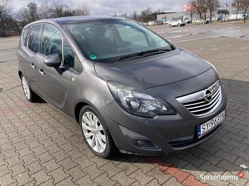Używany Opel Meriva 2010 Szary Minivan
