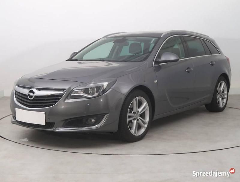 Używany Opel Insignia 2015 Szary Kombi