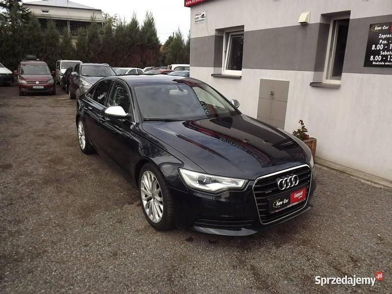 Niebieski ciemny (metalik) Używany 2011 Audi A6 Sedan/Limuzyna | 45 900 zł (Super Cena) - Obraz 1/4