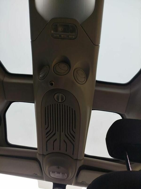 Srebrny Używany 2012 Peugeot Partner Tepee Minivan | 21 300 zł - Obraz 1/4