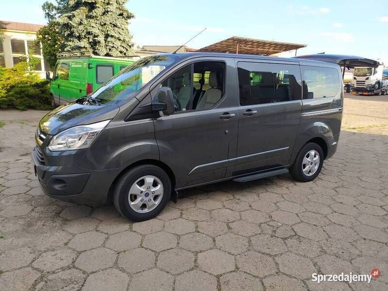 Używany 2015 Ford Tourneo Titanium | 76 000 zł - Obraz 1/4