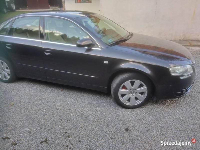Używany Audi A4 115 KM (84 kW) 2007 Grafitowy Sedan/Limuzyna