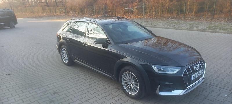 Czarny Używany 2021 Audi A4 Allroad Kombi | 75 000 zł - Obraz 1/4