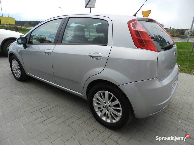 Używany Fiat Grande Punto 65 KM (47 kW) 2009 Szary Hatchback