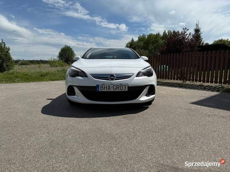 Biały Używany 2013 Opel Astra OPC Hatchback | 51 900 zł - Obraz 1/4