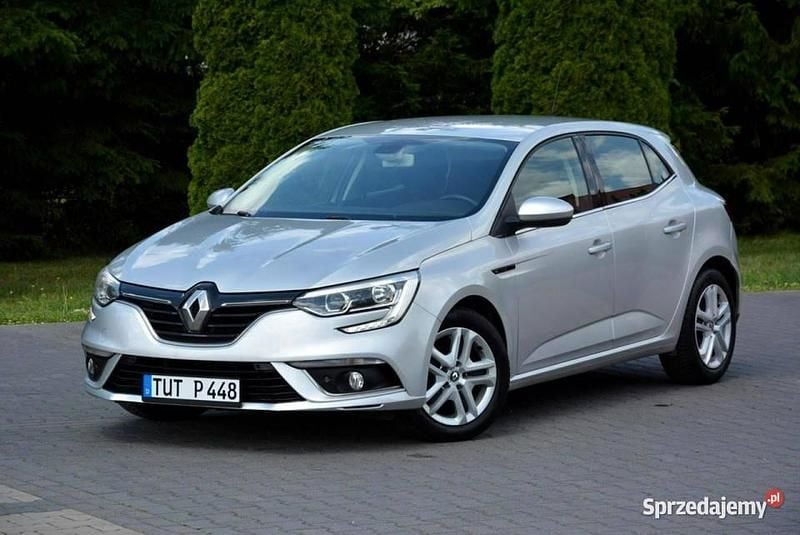 Srebrny (metalik) Używany 2016 Renault Mégane IV Hatchback | 31 900 zł (Dobra cena) - Obraz 1/4