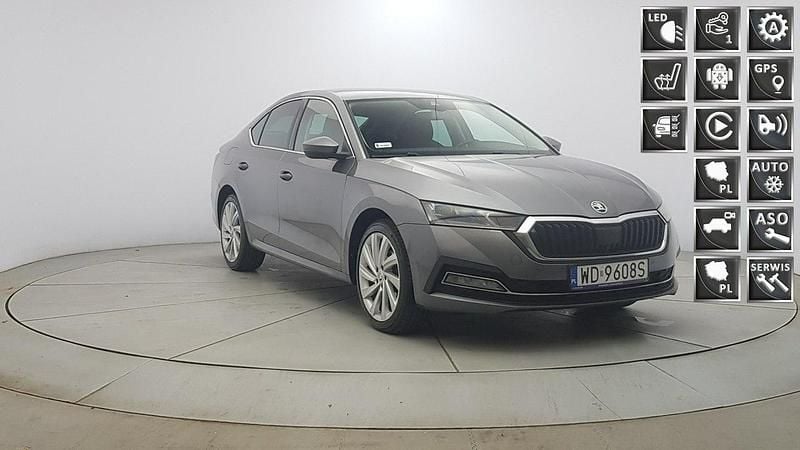 Grafitowy Używany 2022 Skoda Octavia Style Hatchback | 79 850 zł (Dość drogi) - Obraz 1/4