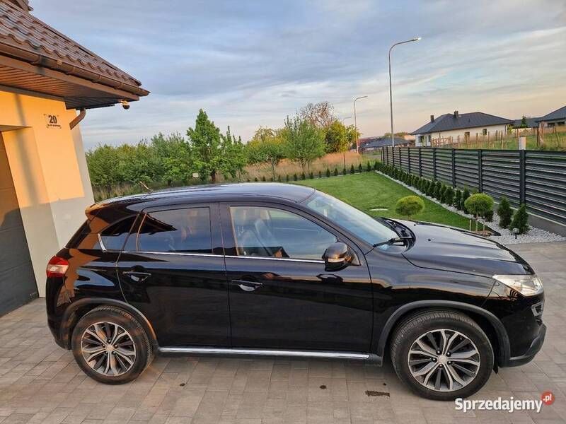 Czarny Używany 2012 Peugeot 4008 SUV | 33 200 zł - Obraz 1/4