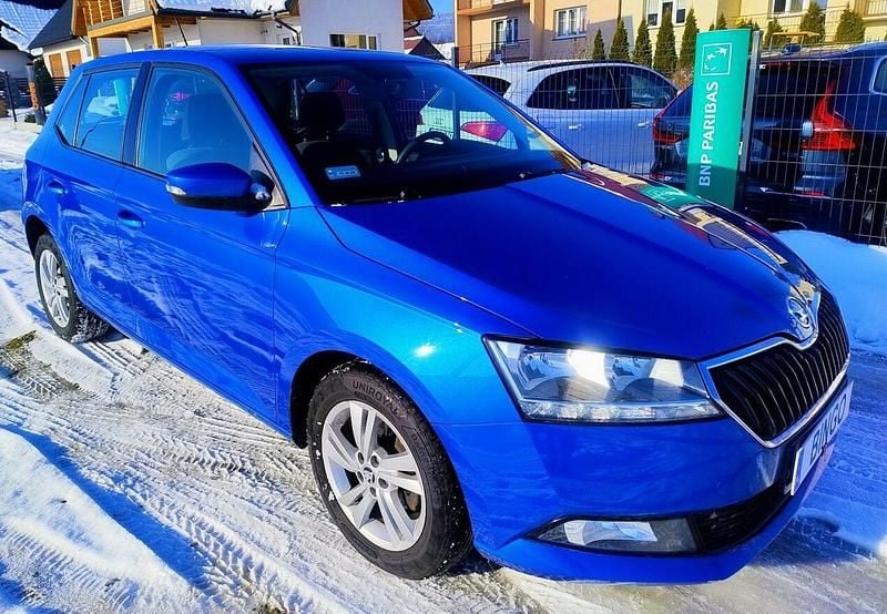 Niebieski jasny (metalik) Używany 2019 Skoda Fabia Hatchback | 33 900 zł (Uczciwa cena) - Obraz 1/4
