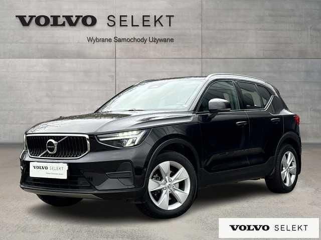 Czarny Używany 2023 Volvo XC40 SUV | 134 900 zł (Uczciwa cena) - Obraz 1/3