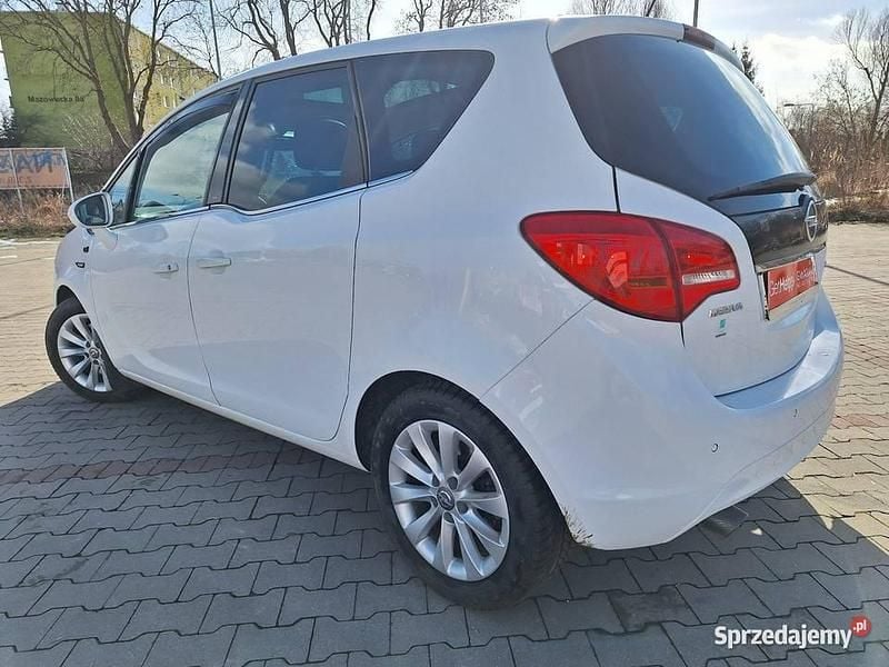 Używany Opel Meriva 2016 Biały Minivan