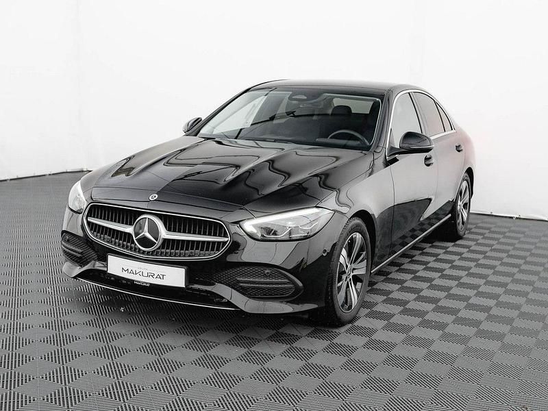 Używany Mercedes C180 Avantgarde 170 KM (125 kW) 2023 Czarny Sedan/Limuzyna