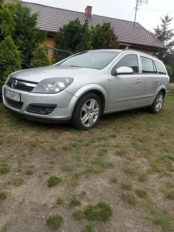 Srebrny Używany 2004 Opel Astra Kombi | 4000 zł - Obraz 1/4