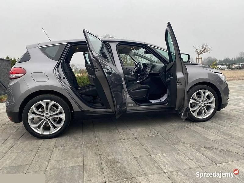 Używany Renault Scénic III 2016